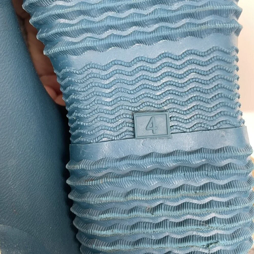 Lands End Children's Size 4 Blue Geometric Waterproof Rain and Snow Boots
